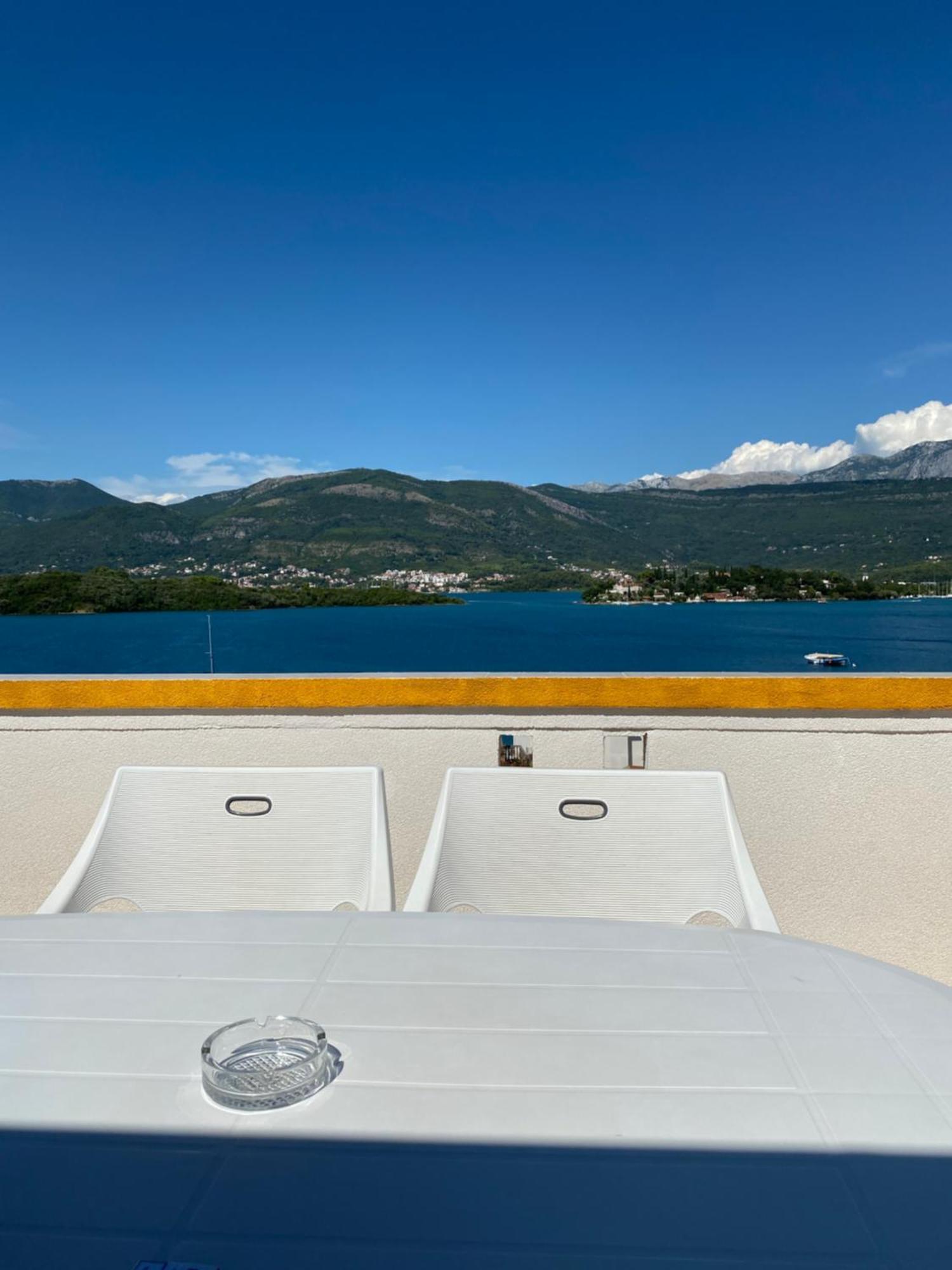 Ino Apartments Tivat Exterior photo